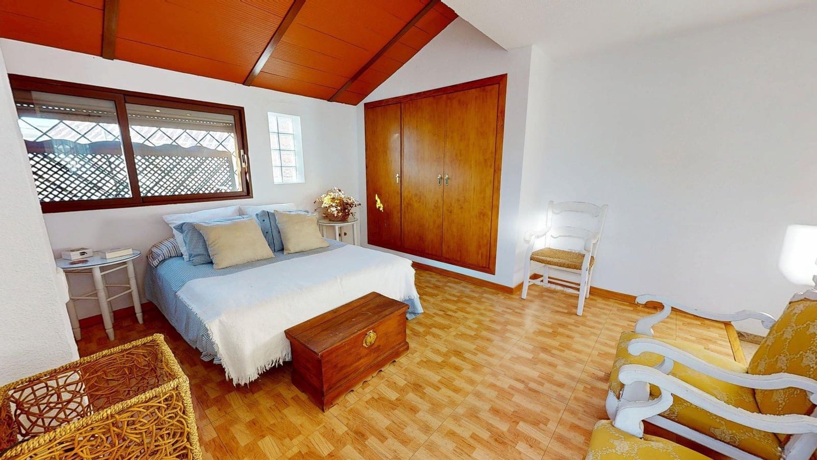 4 bedroom Apartment for sale in Cordoba city - € 239,000 (Ref: 9721776)