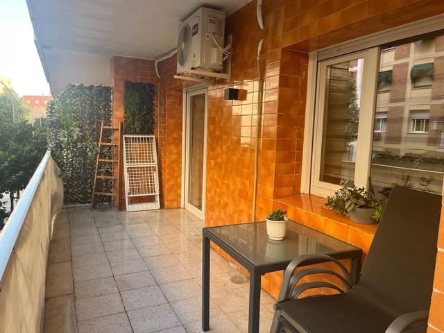 4 Zimmer Wohnung zu verkaufen in Ciudad Jardín, Córdoba Stadt - 279.000 € (Ref: 9721777)