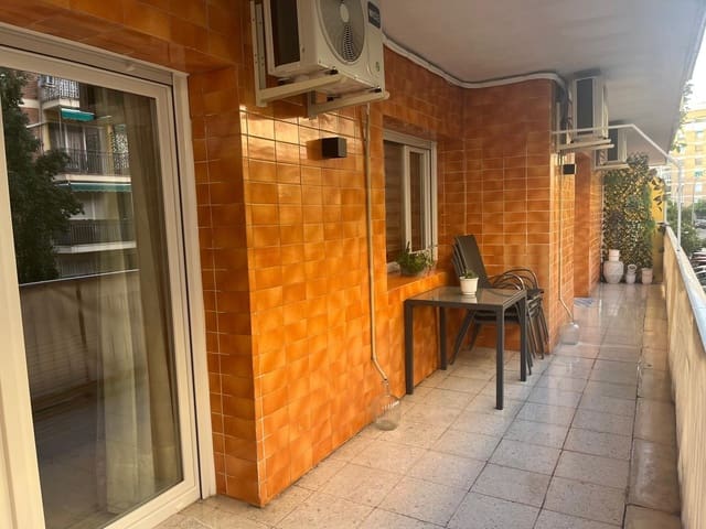4 Zimmer Wohnung zu verkaufen in Ciudad Jardín, Córdoba Stadt - 279.000 € (Ref: 9721777)