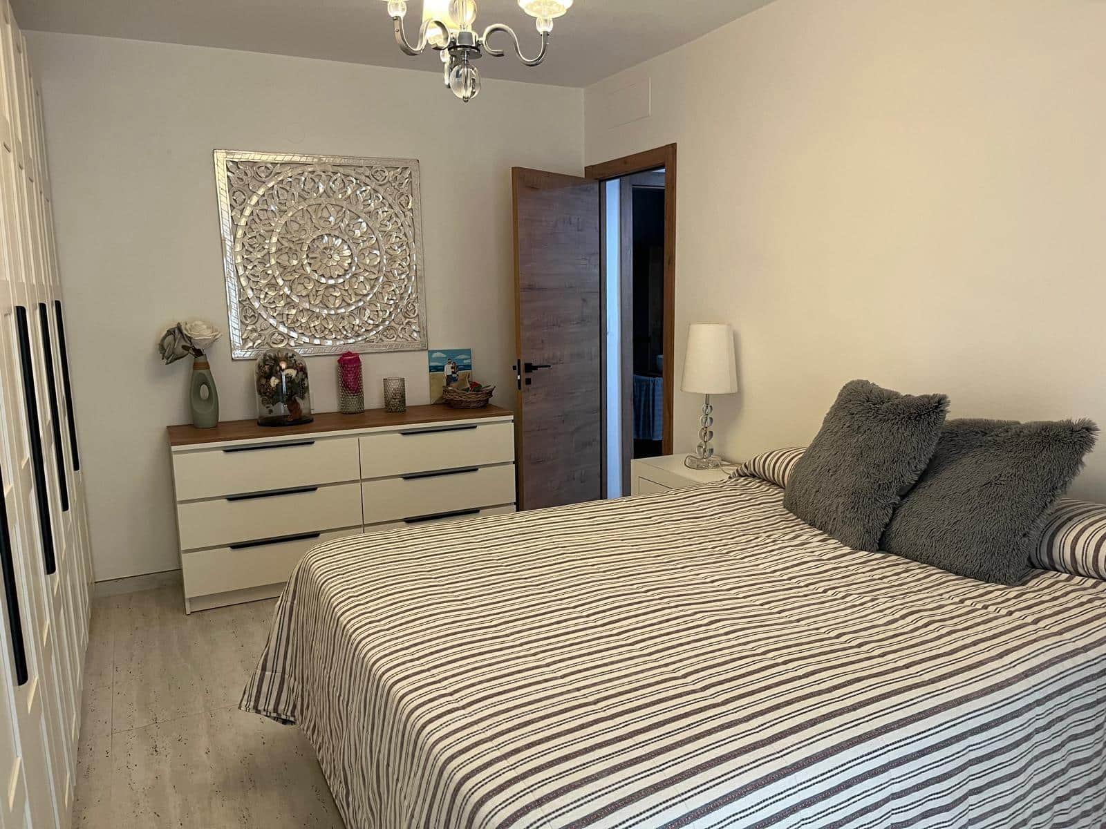 4 bedroom Flat for sale in Cordoba city - € 279,000 (Ref: 9721777)