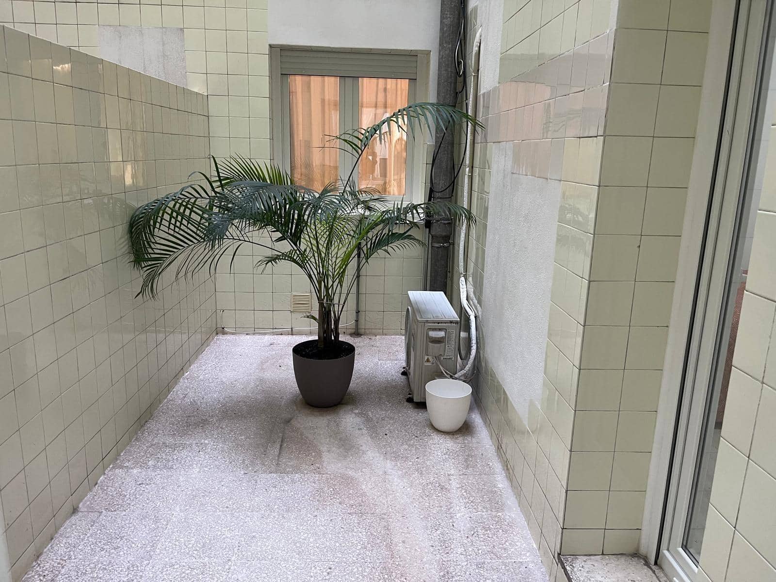 4 bedroom Flat for sale in Cordoba city - € 279,000 (Ref: 9721777)