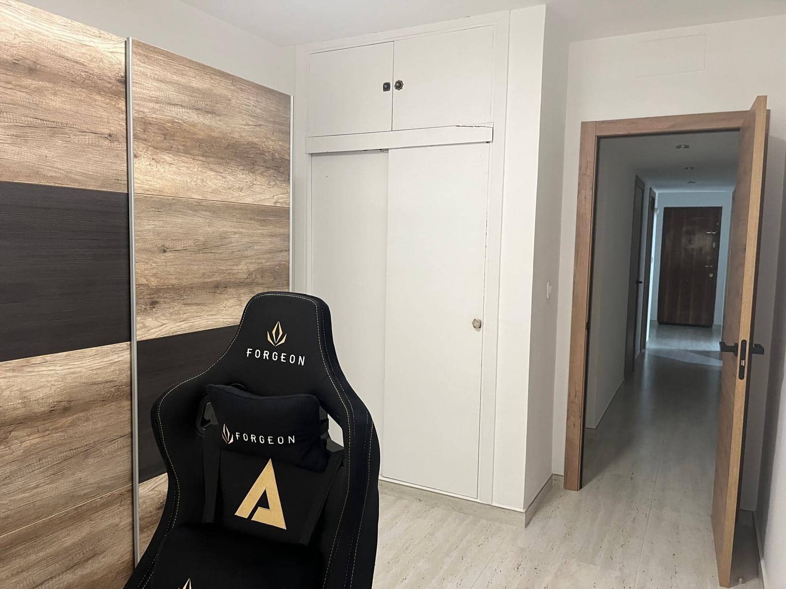 4 bedroom Flat for sale in Cordoba city - € 279,000 (Ref: 9721777)