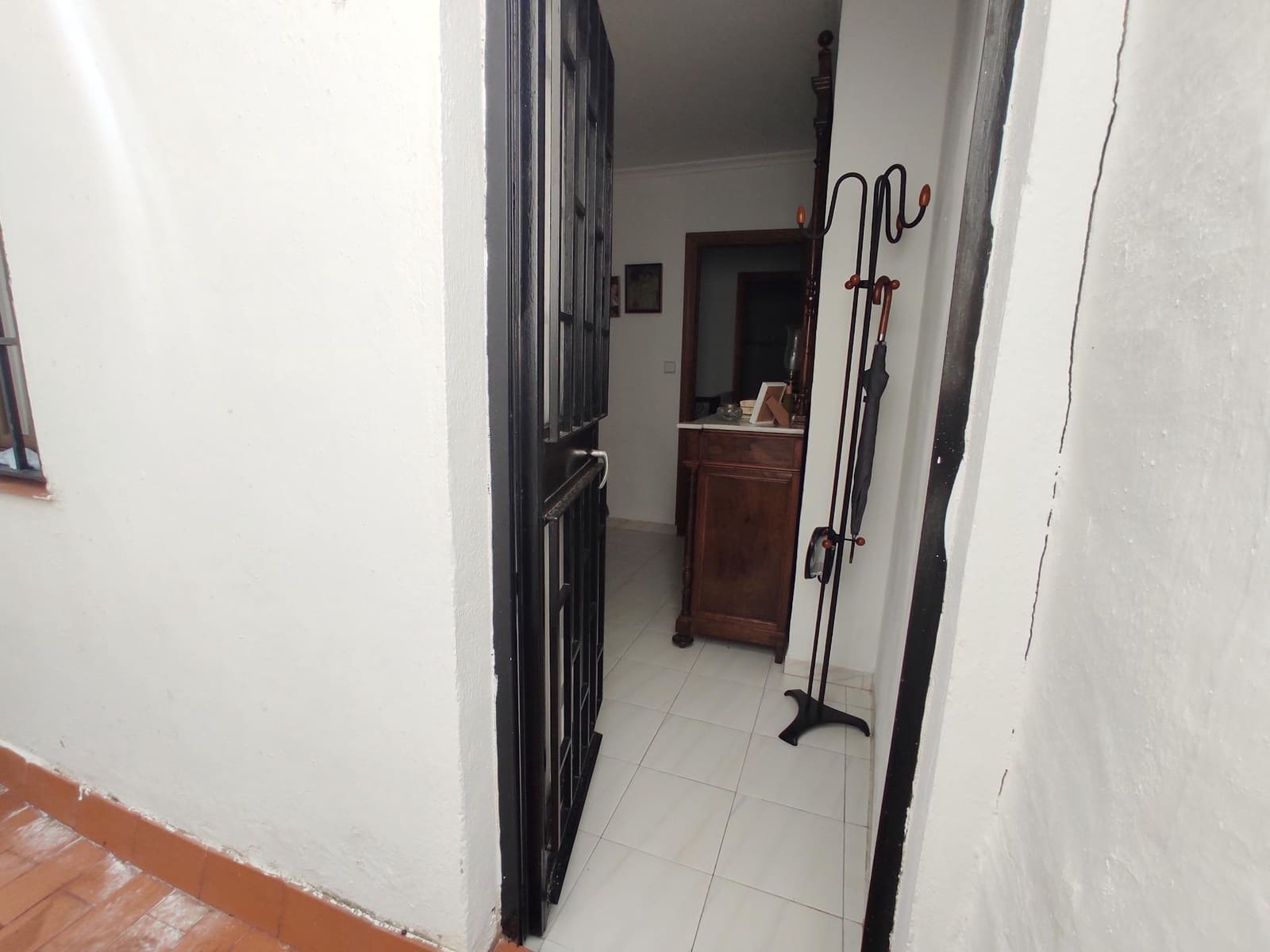 7 bedroom Villa for sale in Cordoba city - € 339,000 (Ref: 9721778)