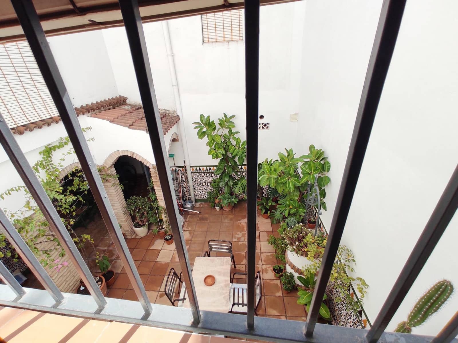 7 bedroom Villa for sale in Cordoba city - € 339,000 (Ref: 9721778)