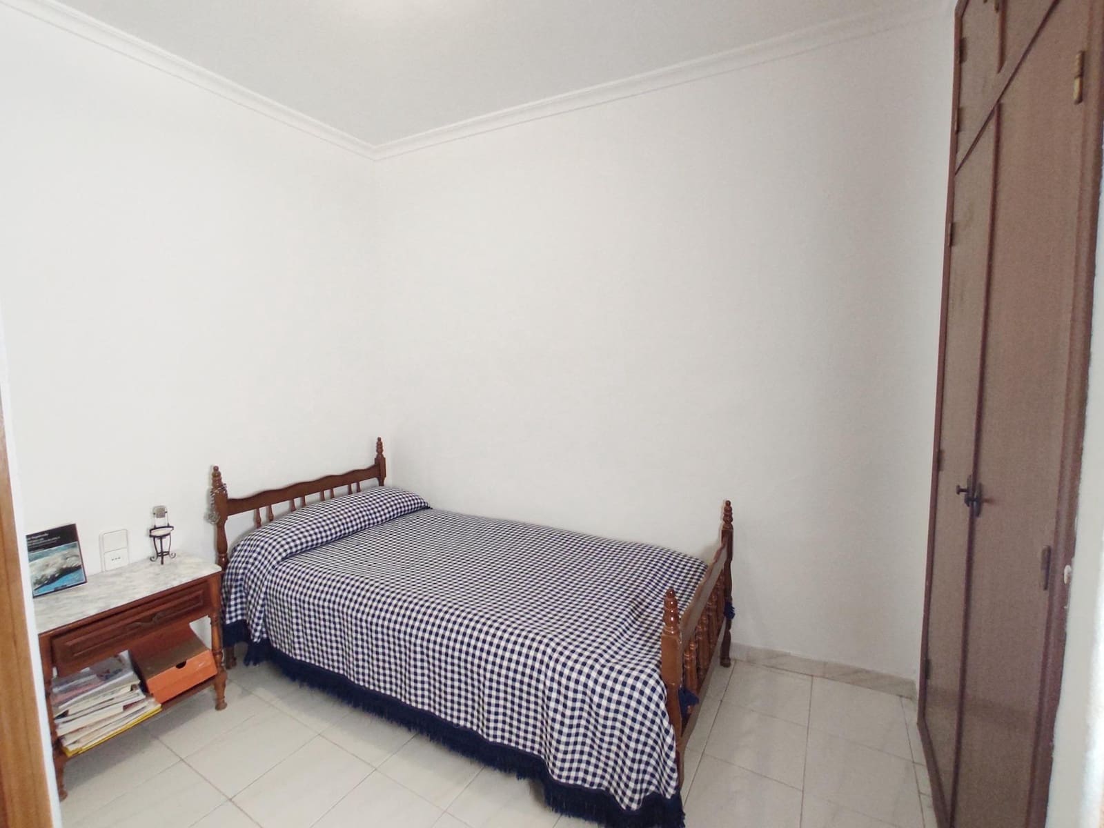 7 bedroom Villa for sale in Cordoba city - € 339,000 (Ref: 9721778)