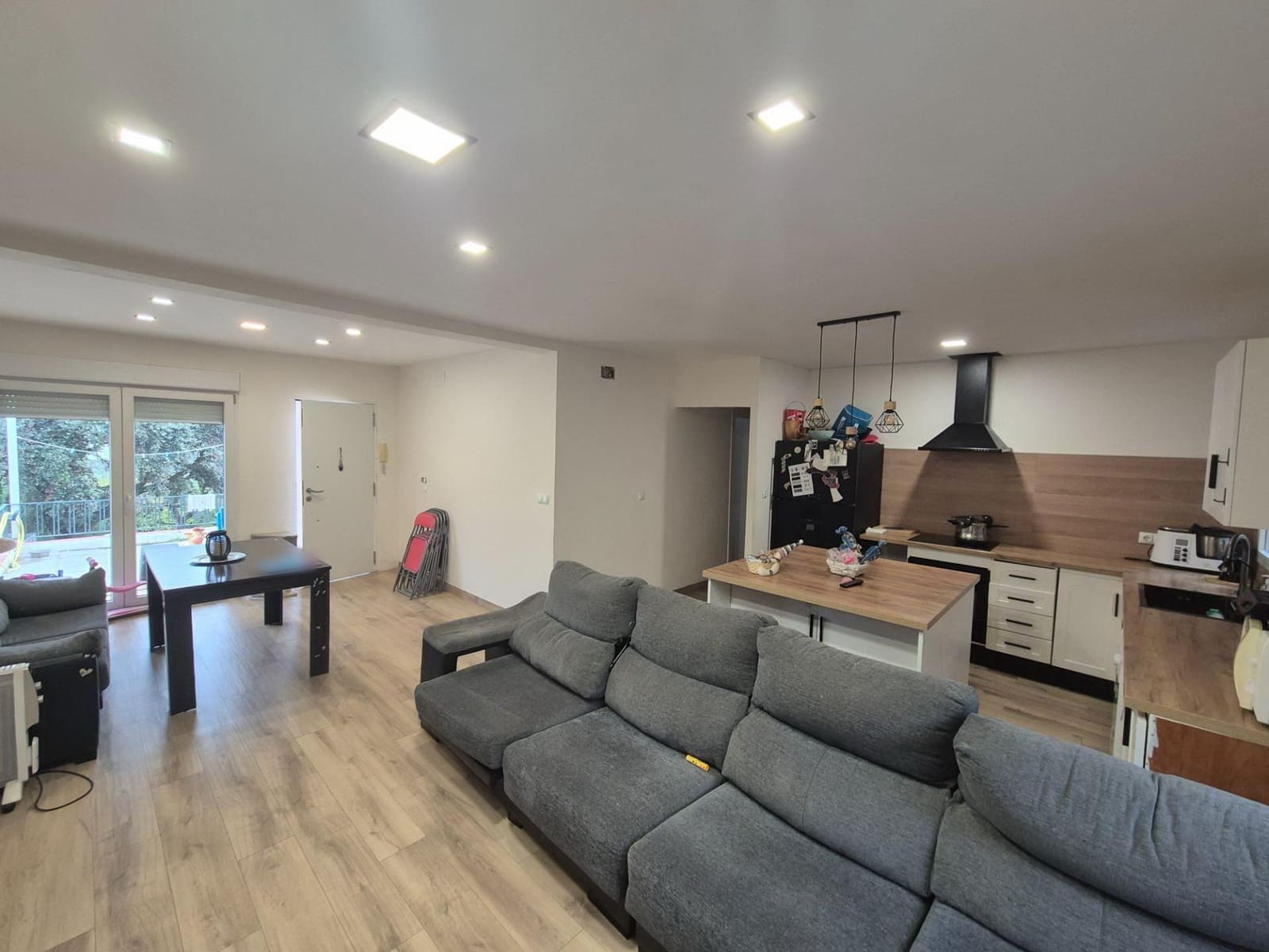 3 bedroom Villa for sale in Cordoba city with pool garage - € 230,000 (Ref: 9721781)