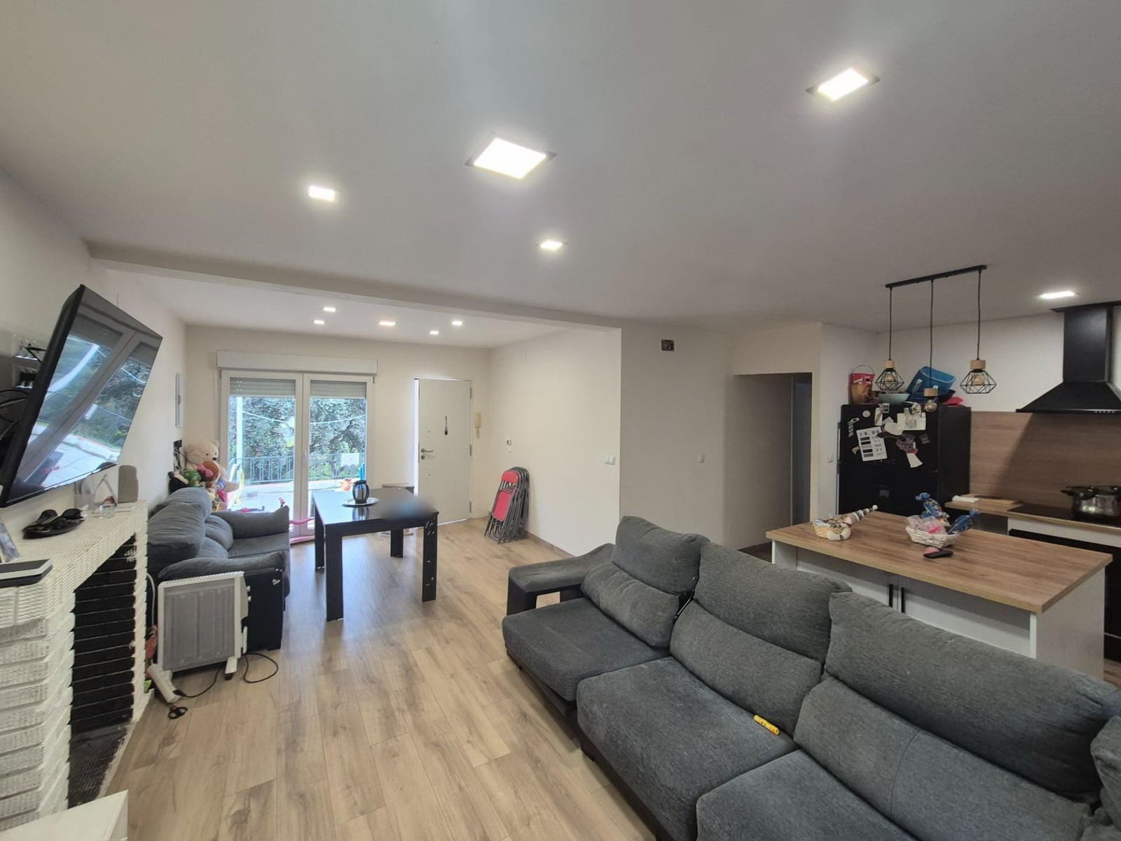 3 bedroom Villa for sale in Cordoba city with pool garage - € 230,000 (Ref: 9721781)