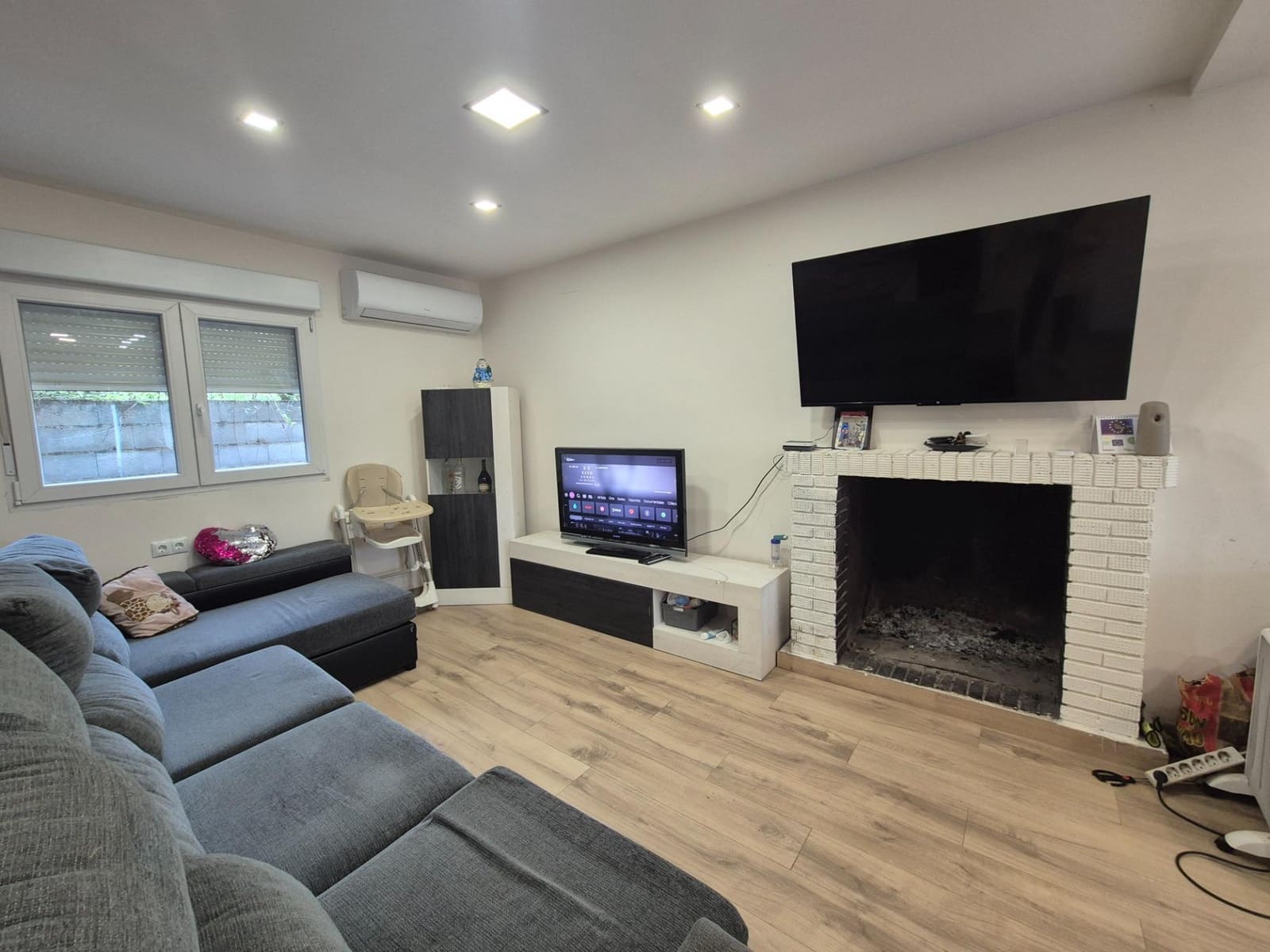 3 bedroom Villa for sale in Cordoba city with pool garage - € 230,000 (Ref: 9721781)