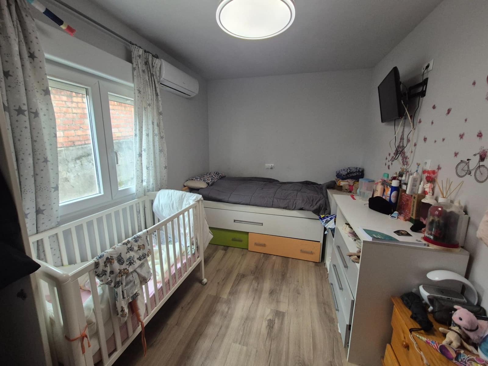 3 bedroom Villa for sale in Cordoba city with pool garage - € 230,000 (Ref: 9721781)