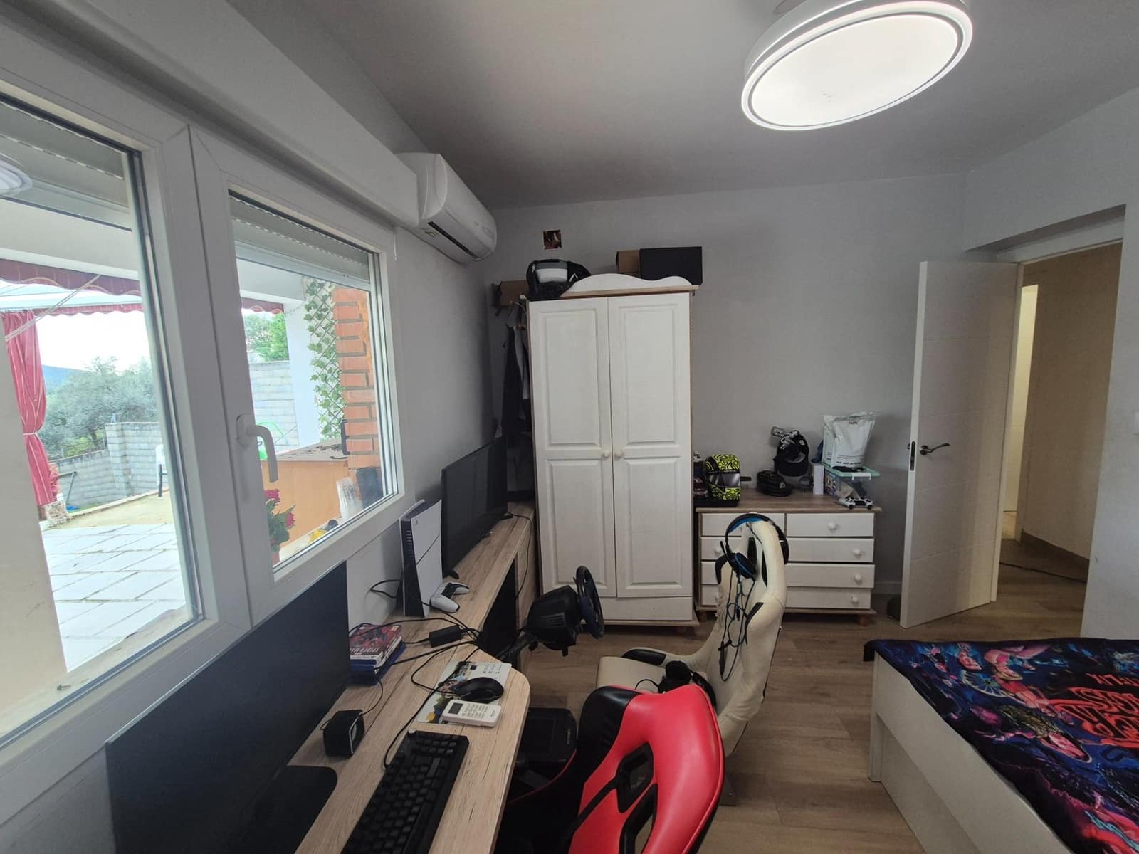 3 bedroom Villa for sale in Cordoba city with pool garage - € 230,000 (Ref: 9721781)