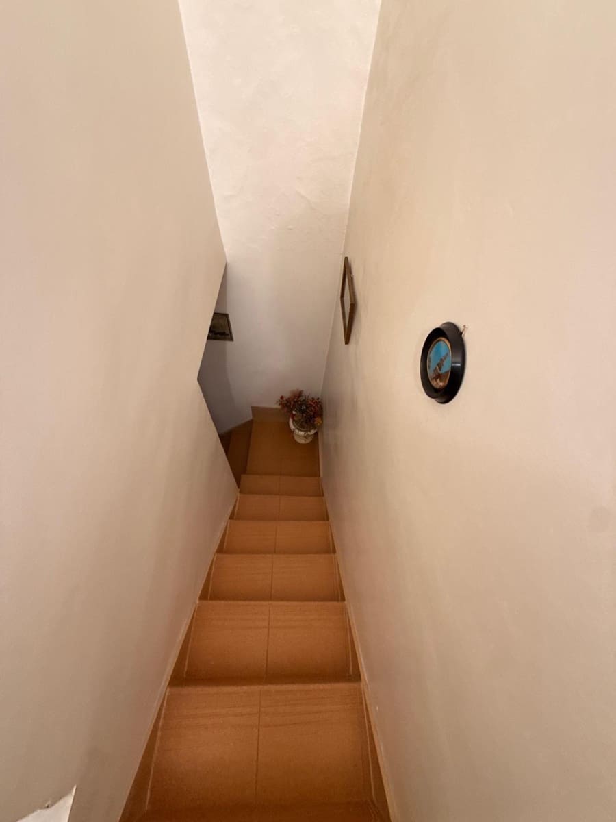 5 bedroom Townhouse for sale in Benameji with garage - € 250,000 (Ref: 9721782)