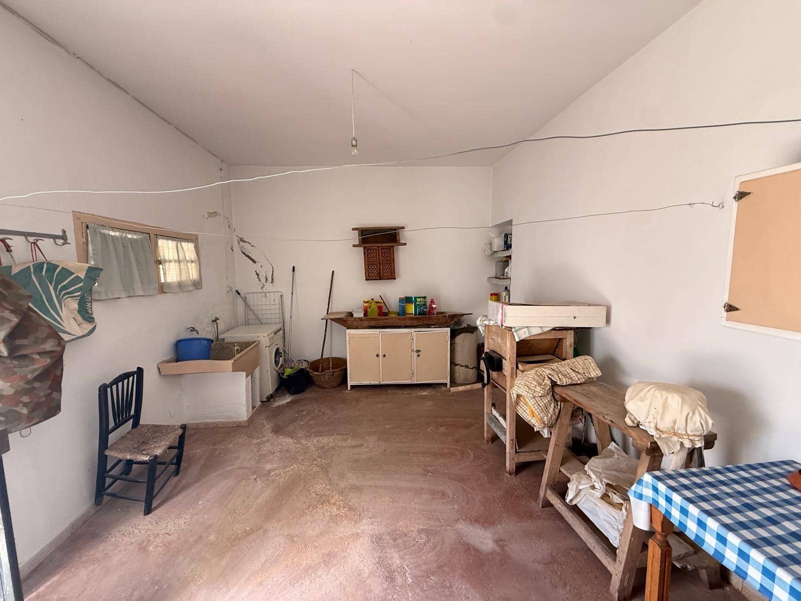 5 bedroom Townhouse for sale in Benameji with garage - € 250,000 (Ref: 9721782)