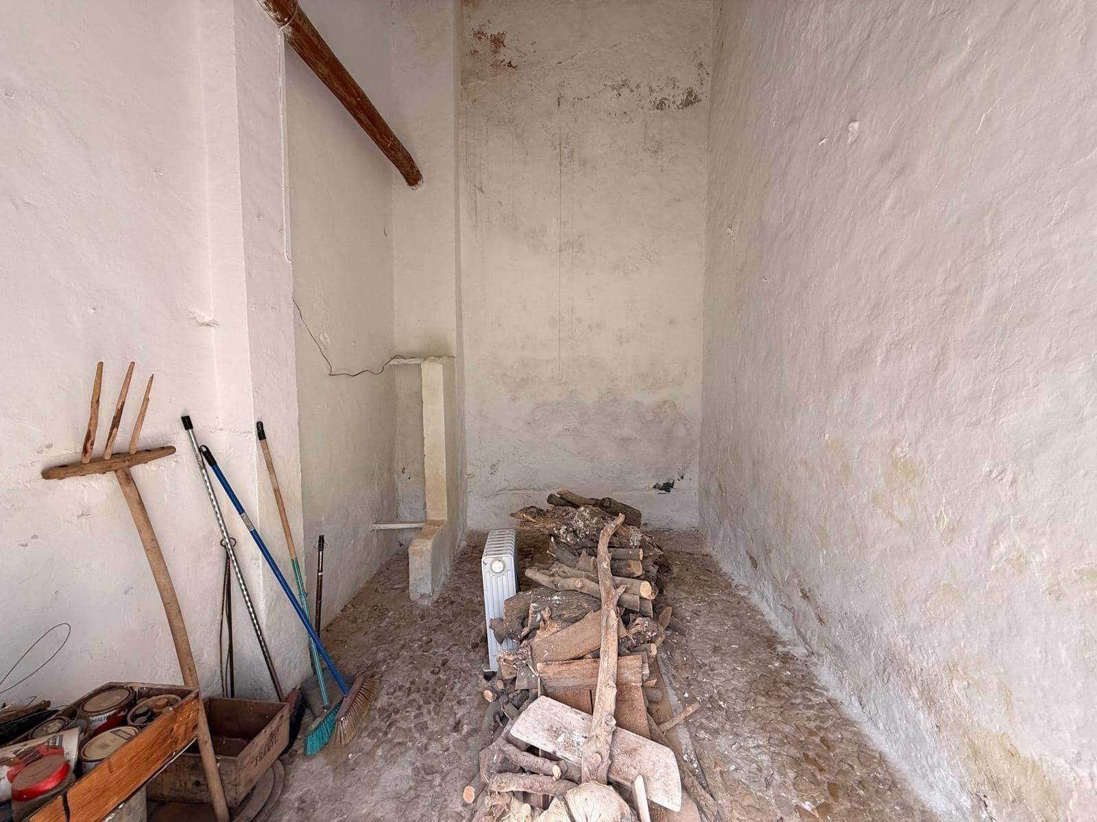 5 bedroom Townhouse for sale in Benameji with garage - € 250,000 (Ref: 9721782)