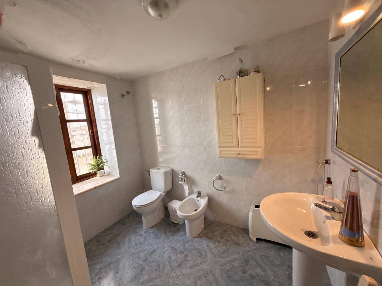 5 bedroom Townhouse for sale in Benameji with garage - € 250,000 (Ref: 9721782)