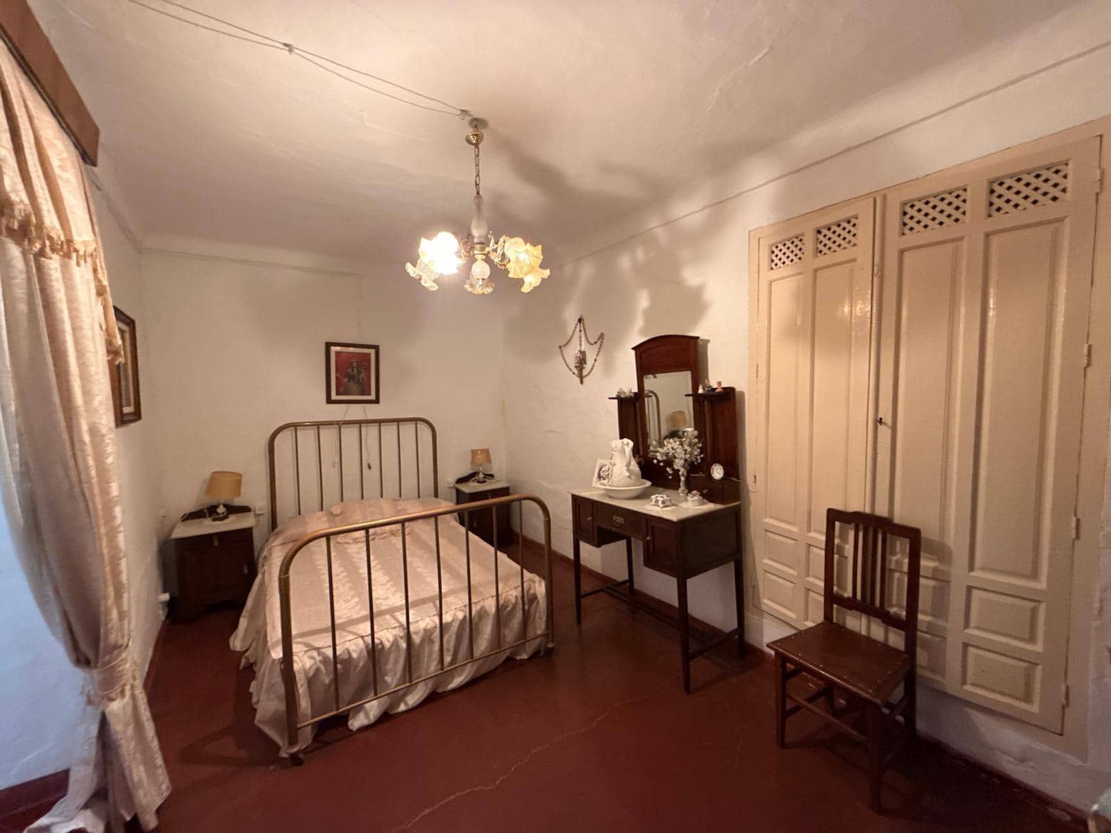 5 bedroom Townhouse for sale in Benameji with garage - € 250,000 (Ref: 9721782)