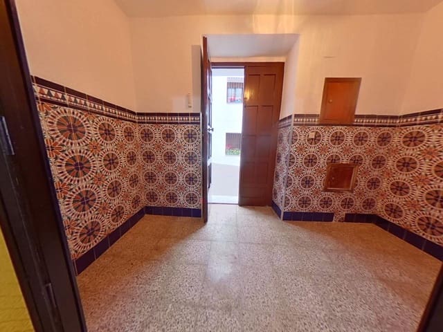 5 bedroom Terraced Villa for sale in Almodóvar del Río - € 100,000 (Ref: 9726725)