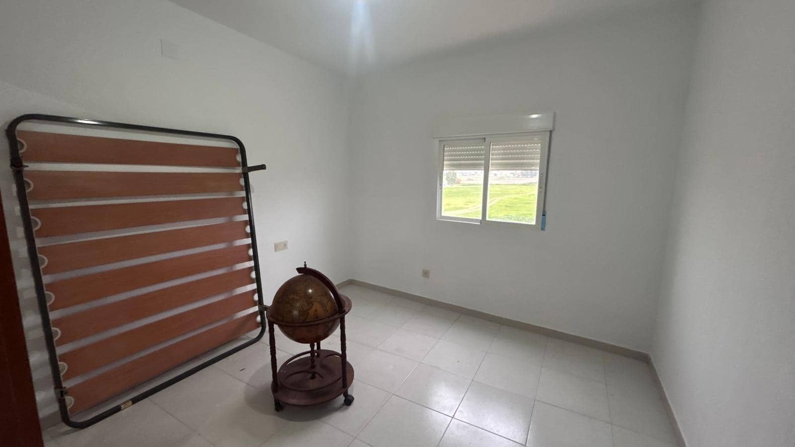 4 bedroom Terraced Villa for sale in El Higueron with garage - € 220,000 (Ref: 9726727)