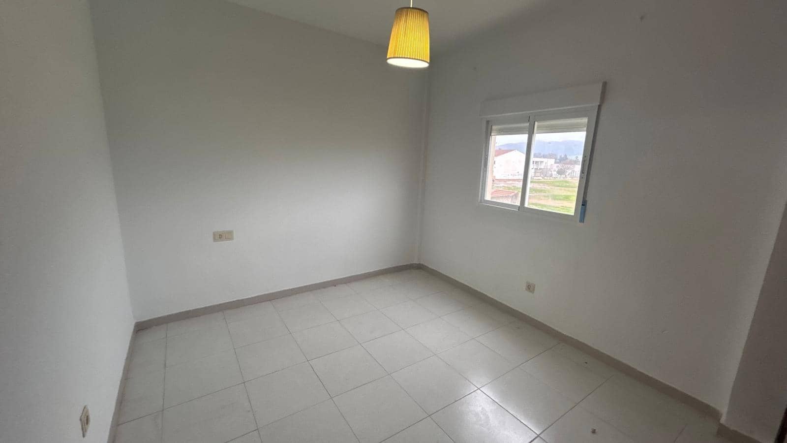 4 bedroom Terraced Villa for sale in El Higueron with garage - € 220,000 (Ref: 9726727)