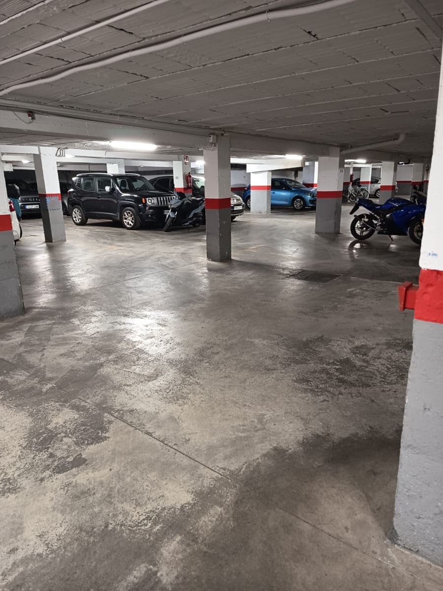 Garage for sale in Cordoba city - € 26,000 (Ref: 9726728)