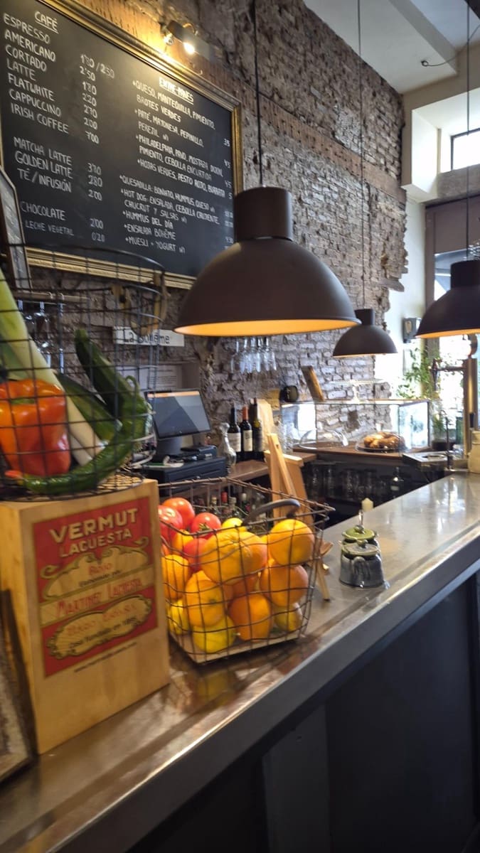 2 bedroom Commercial for sale in Cordoba city - € 210,000 (Ref: 9726729)