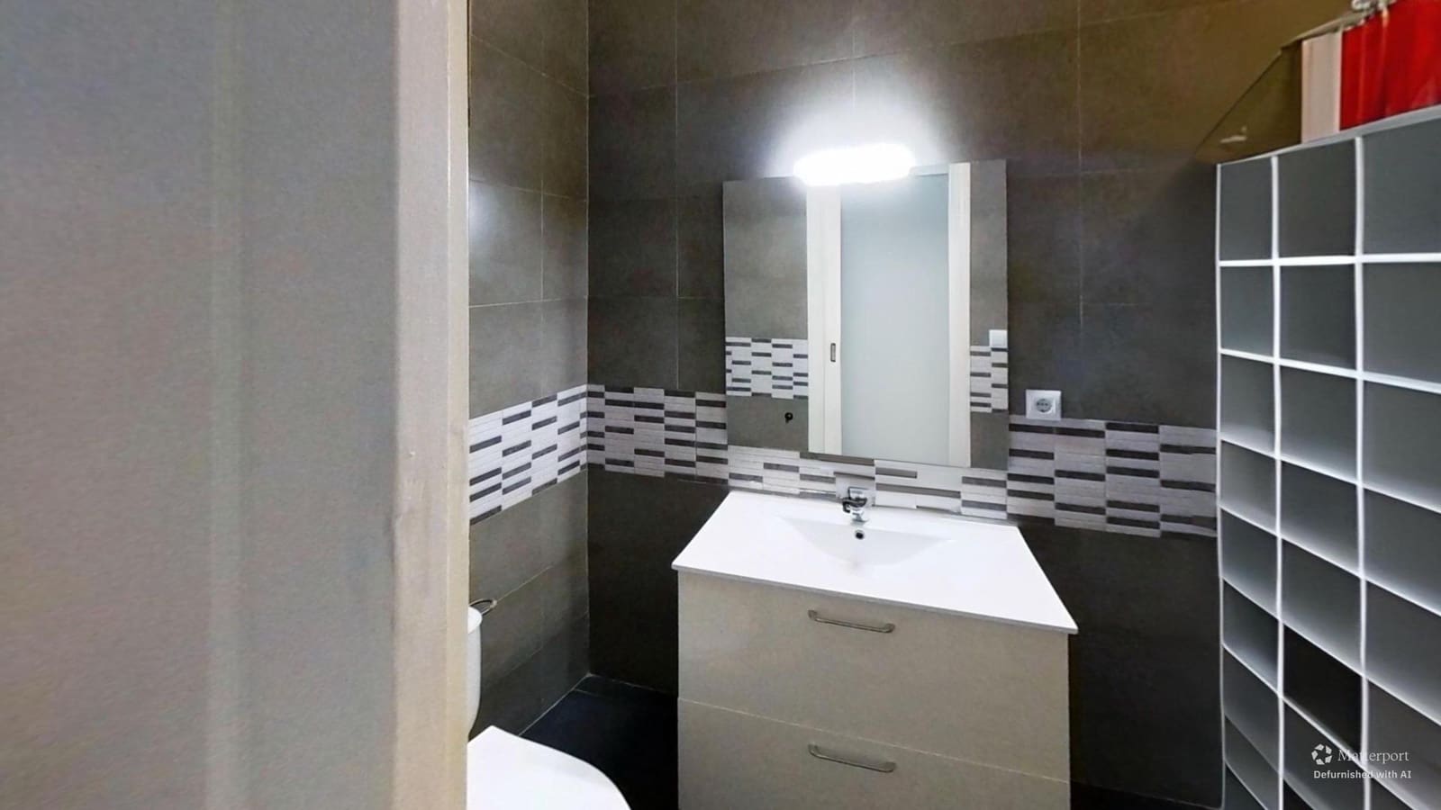 2 bedroom Commercial for sale in Cordoba city - € 210,000 (Ref: 9726729)