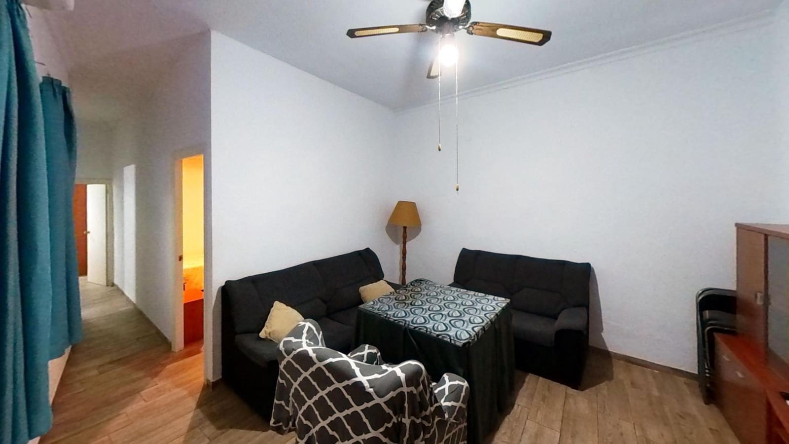 2 bedroom Commercial for sale in Cordoba city - € 210,000 (Ref: 9726729)