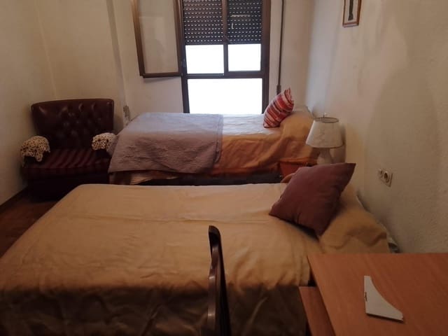 8 bedroom Flat for sale in Centro, Córdoba city - € 625,000 (Ref: 9726731)