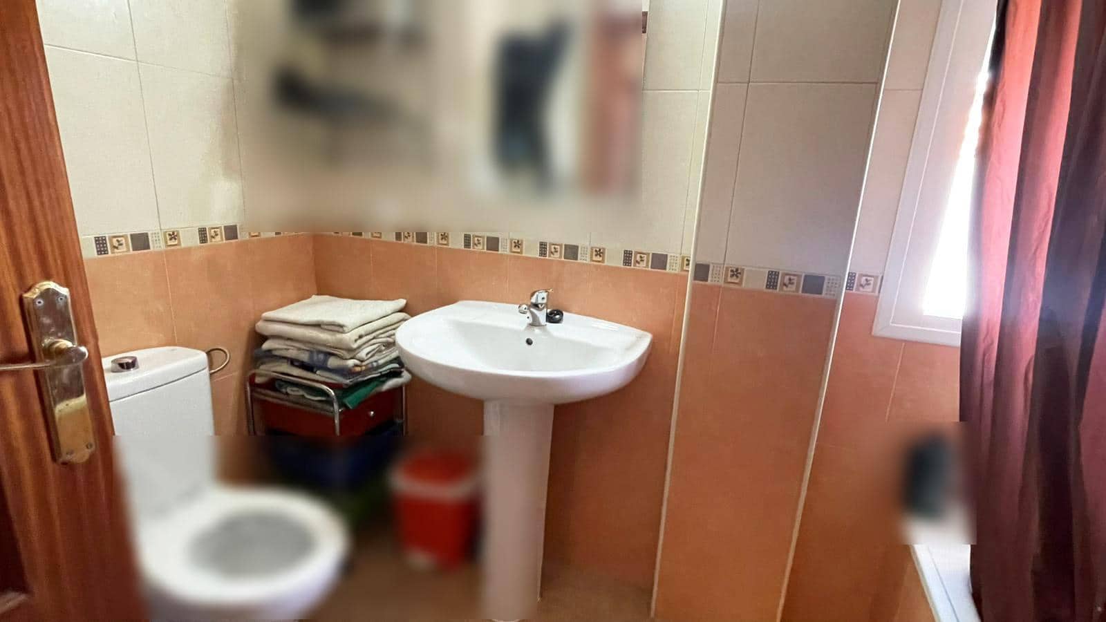 3 bedroom Villa for sale in La Carlota - € 119,900 (Ref: 9726735)