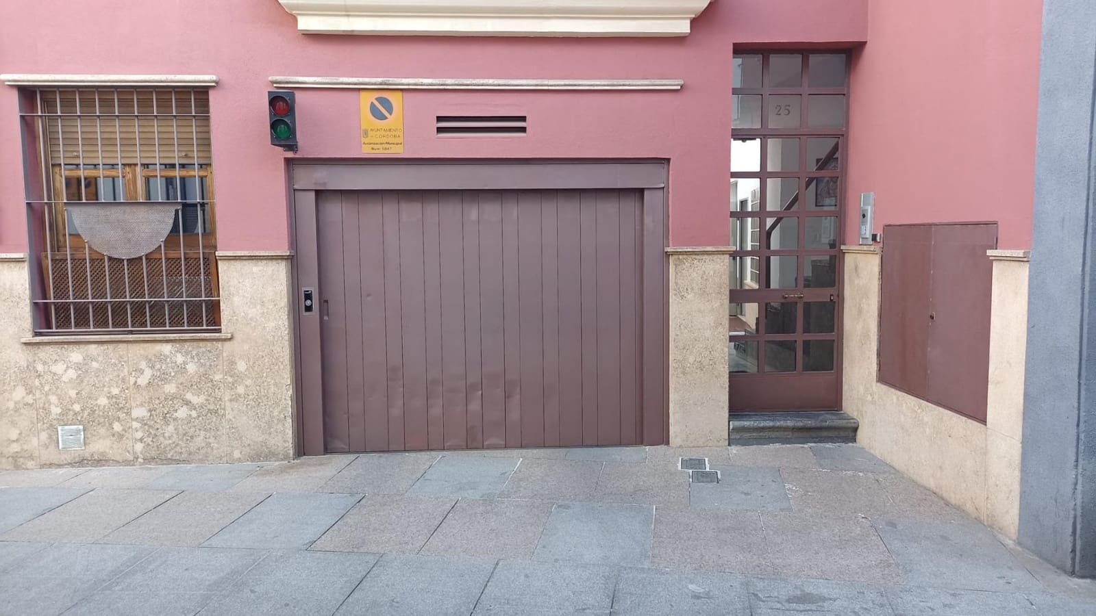 Garage for sale in Cordoba city - € 21,500 (Ref: 9730262)