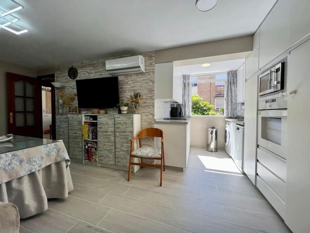 2 bedroom Flat for sale in Santa Rosa, Córdoba city - € 143,000 (Ref: 9732222)