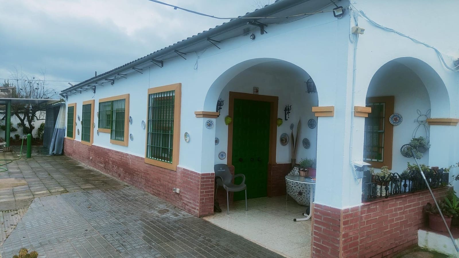 3 bedroom Villa for sale in Cordoba city with pool - € 255,000 (Ref: 9732223)