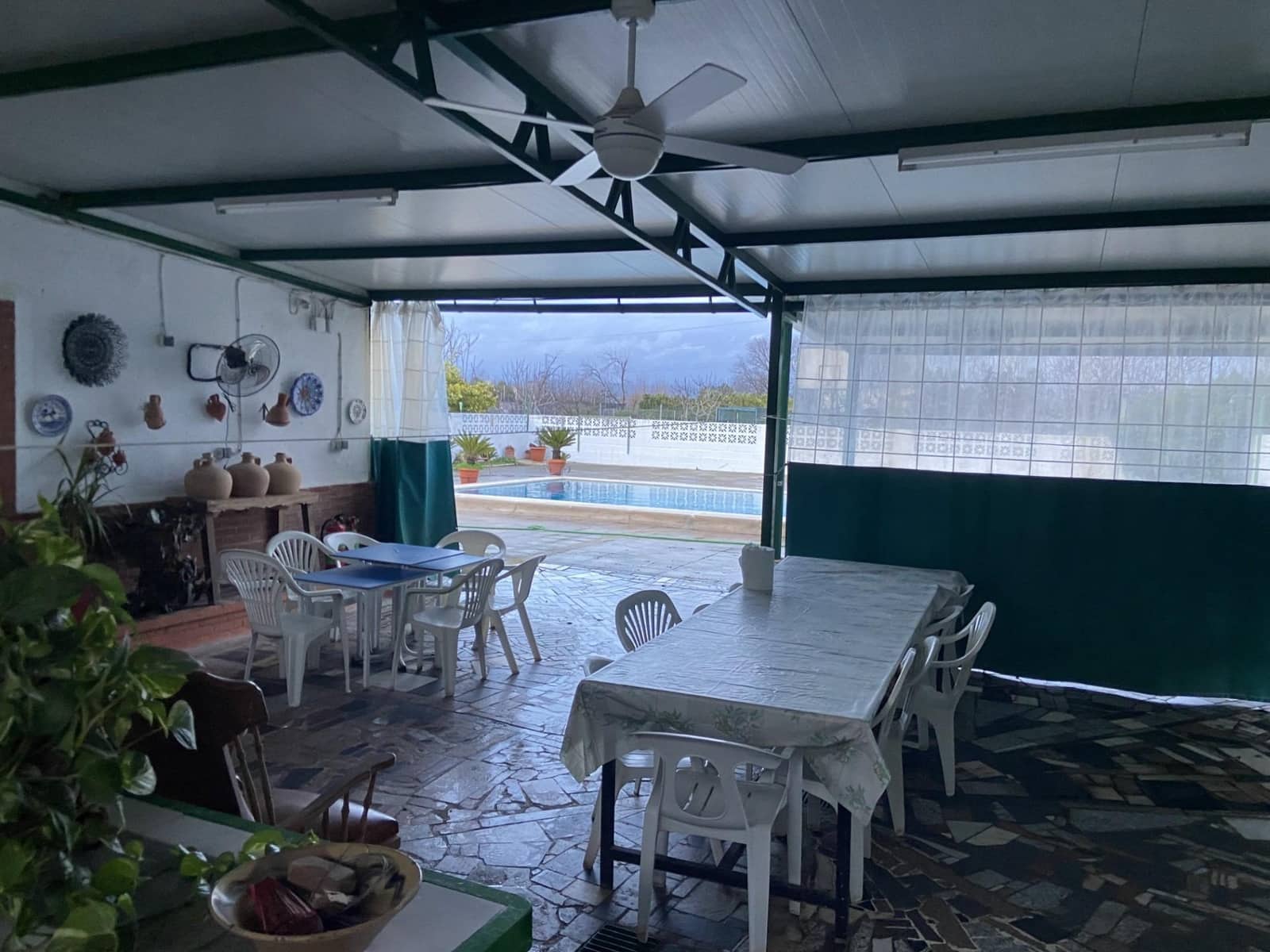 3 bedroom Villa for sale in Cordoba city with pool - € 255,000 (Ref: 9732223)