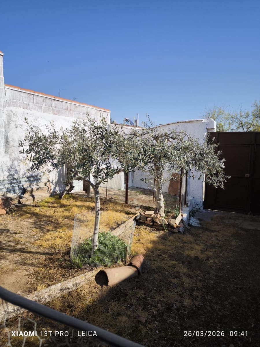 2 bedroom Townhouse for sale in Fuente Obejuna - € 40,000 (Ref: 9735668)
