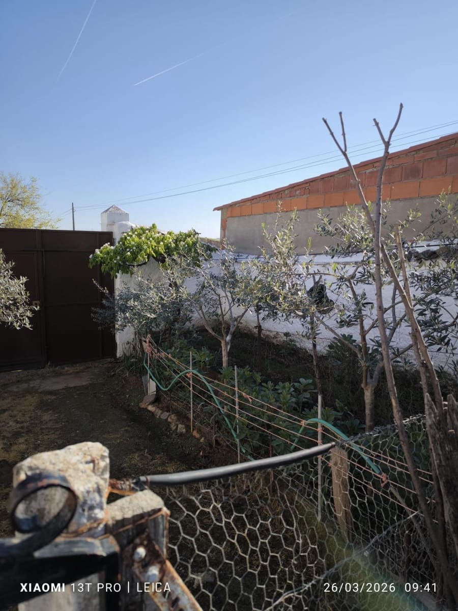 2 bedroom Townhouse for sale in Fuente Obejuna - € 40,000 (Ref: 9735668)