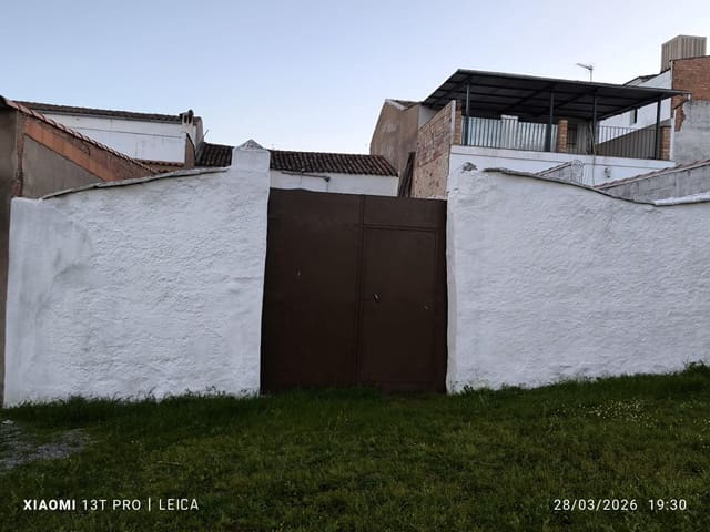 2 bedroom Townhouse for sale in Fuente Obejuna - € 40,000 (Ref: 9735668)