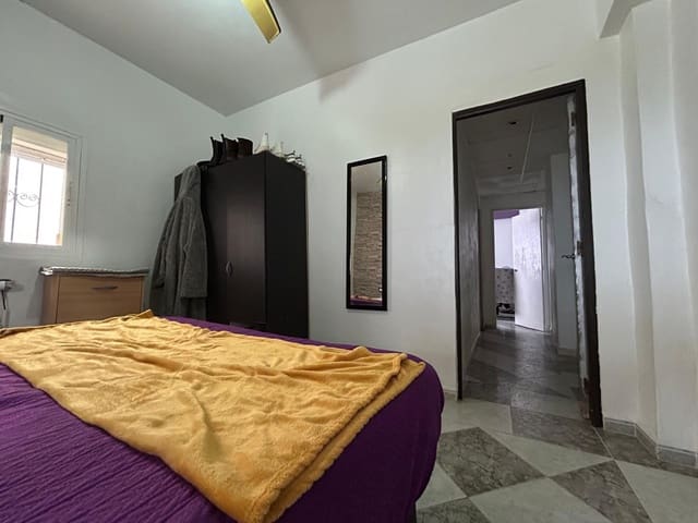 Casa de 3 habitaciones en Villarrubia, Córdoba ciudad en venta - 127.000 € (Ref: 9743152)