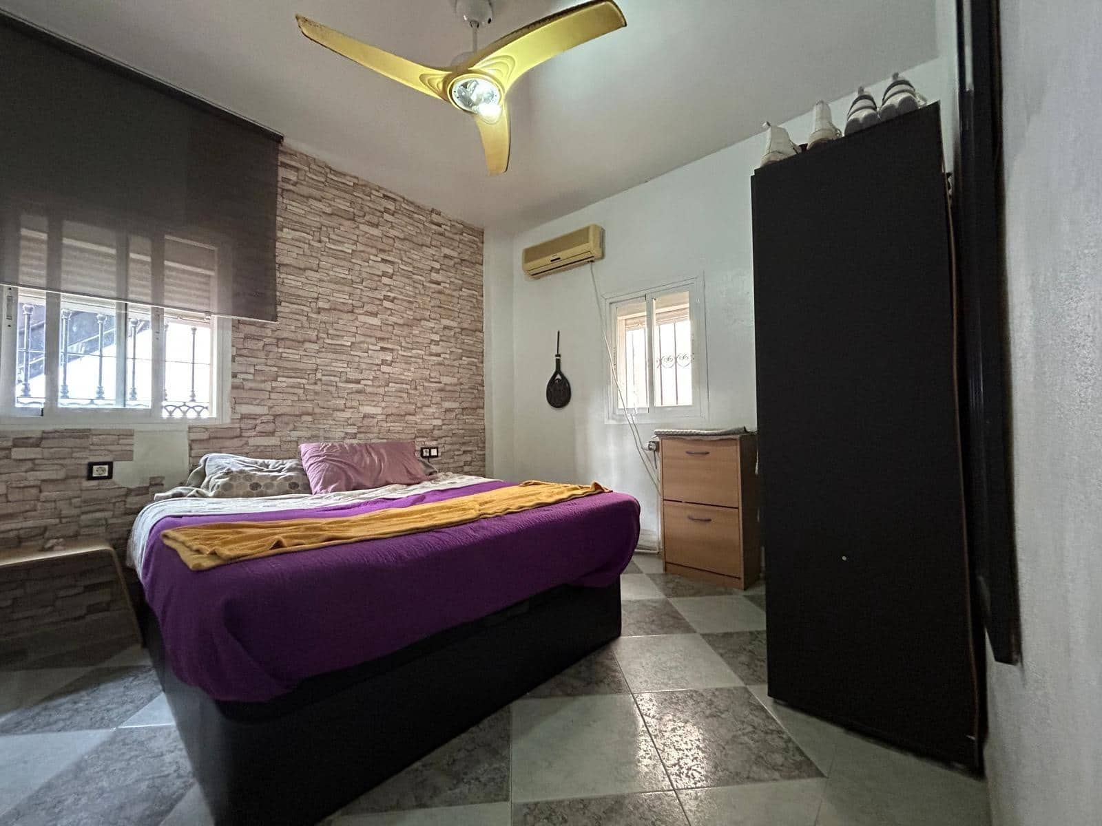 Casa de 3 habitaciones en Córdoba ciudad en venta - 127.000 € (Ref: 9743152)