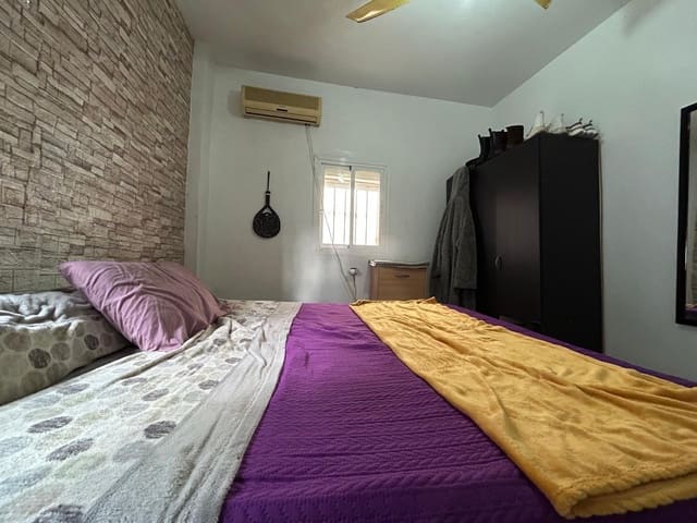 Casa de 3 habitaciones en Villarrubia, Córdoba ciudad en venta - 127.000 € (Ref: 9743152)