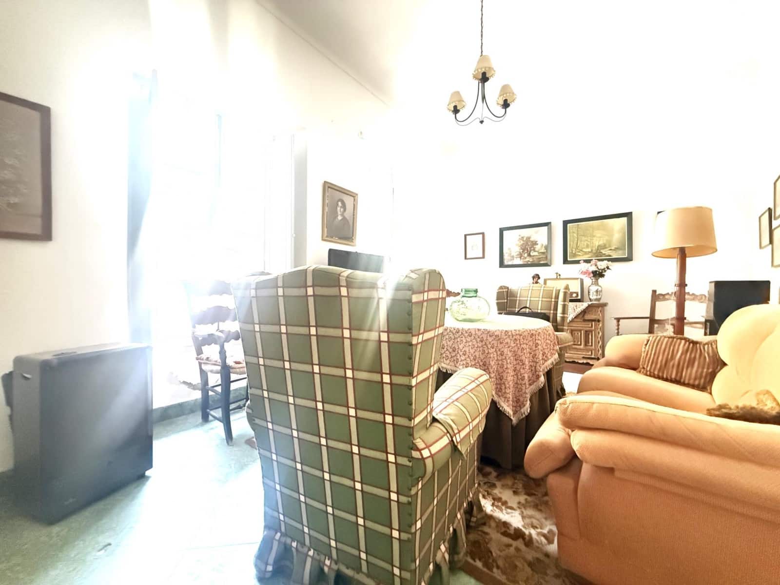 Casa de 5 habitaciones en Bujalance en venta con garaje - 230.000 € (Ref: 9745304)