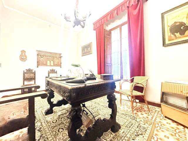 Casa de 5 habitaciones en Bujalance en venta con garaje - 230.000 € (Ref: 9745304)