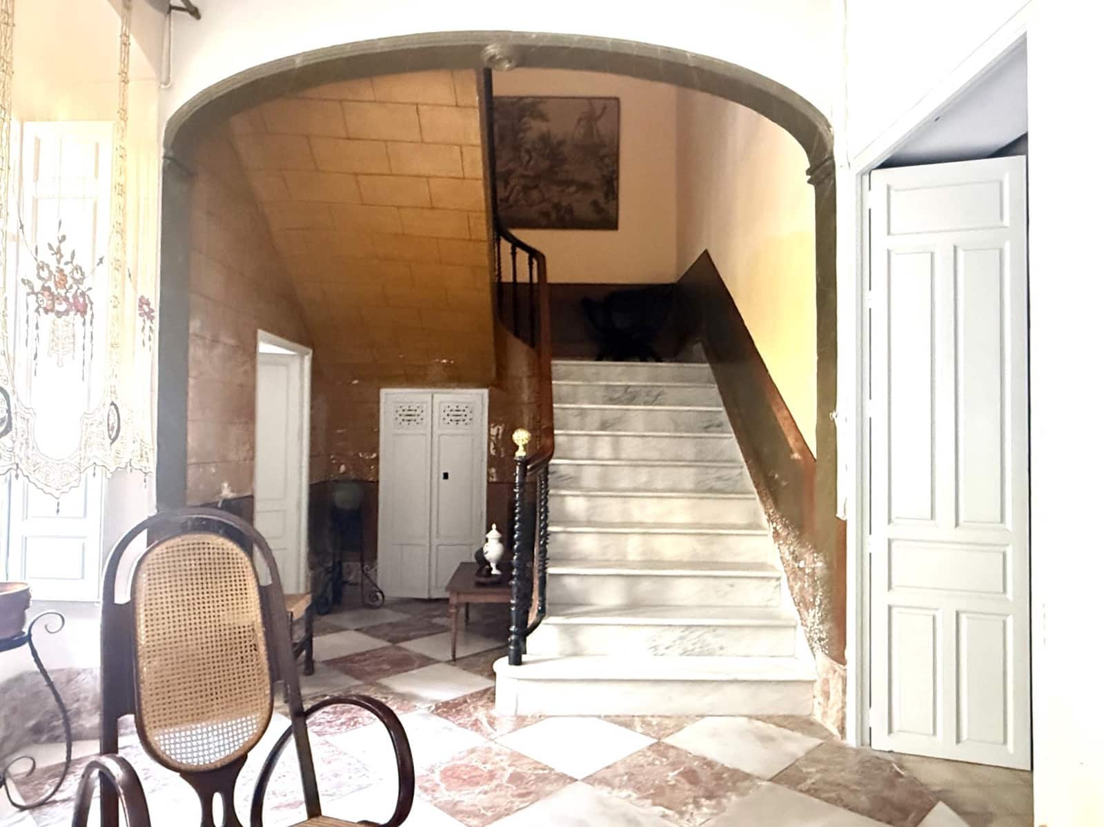 Casa de 5 habitaciones en Bujalance en venta con garaje - 230.000 € (Ref: 9745304)