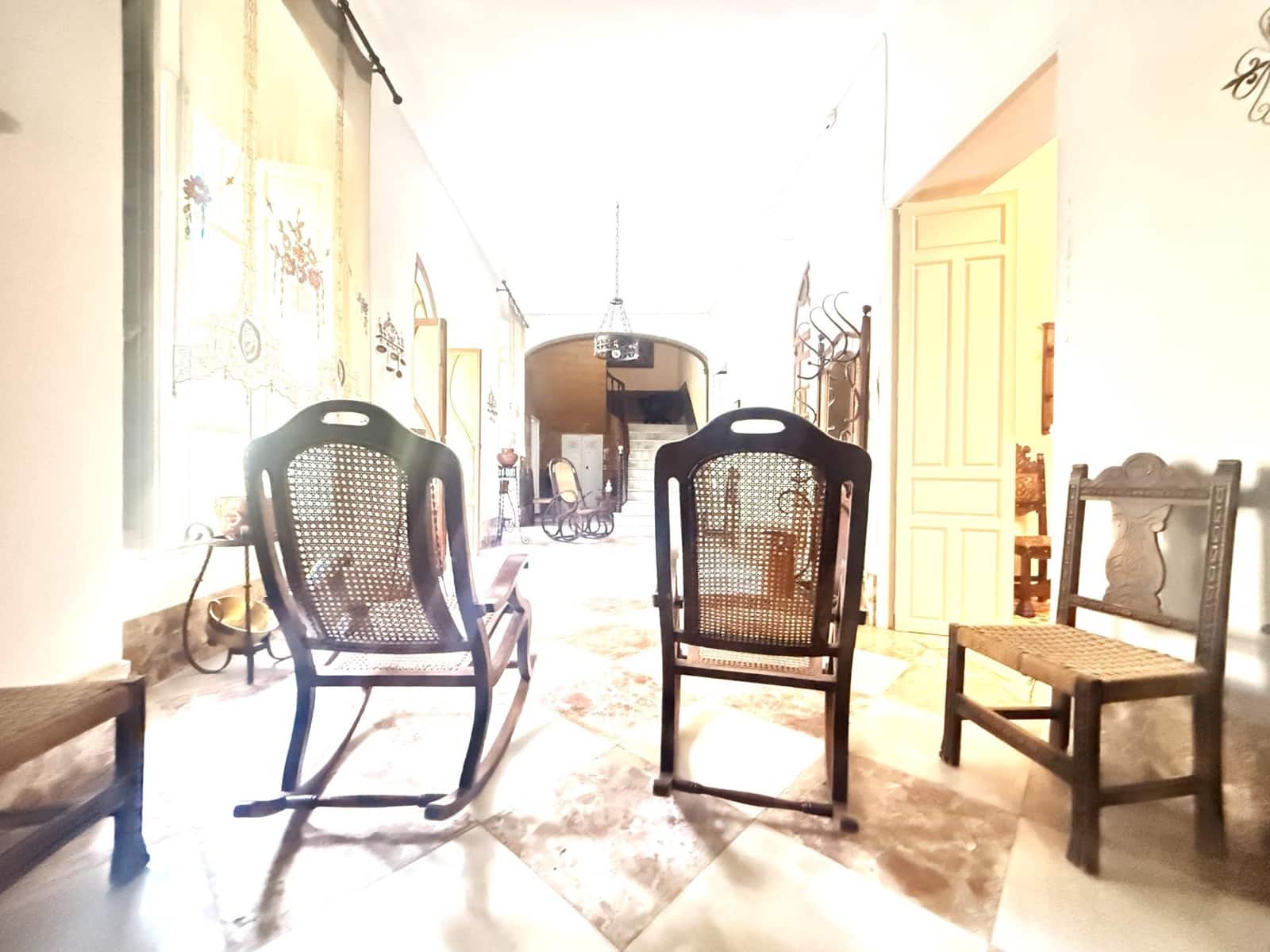 Casa de 5 habitaciones en Bujalance en venta con garaje - 230.000 € (Ref: 9745304)