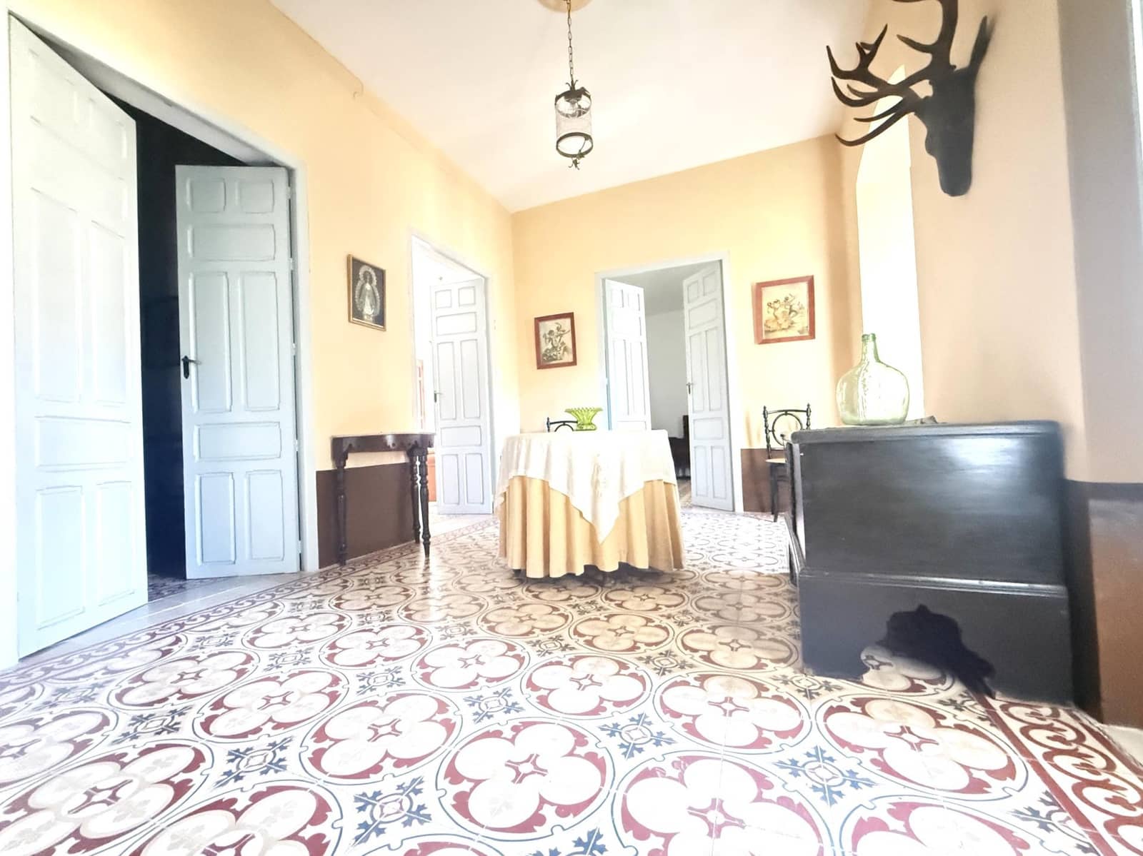 Casa de 5 habitaciones en Bujalance en venta con garaje - 230.000 € (Ref: 9745304)