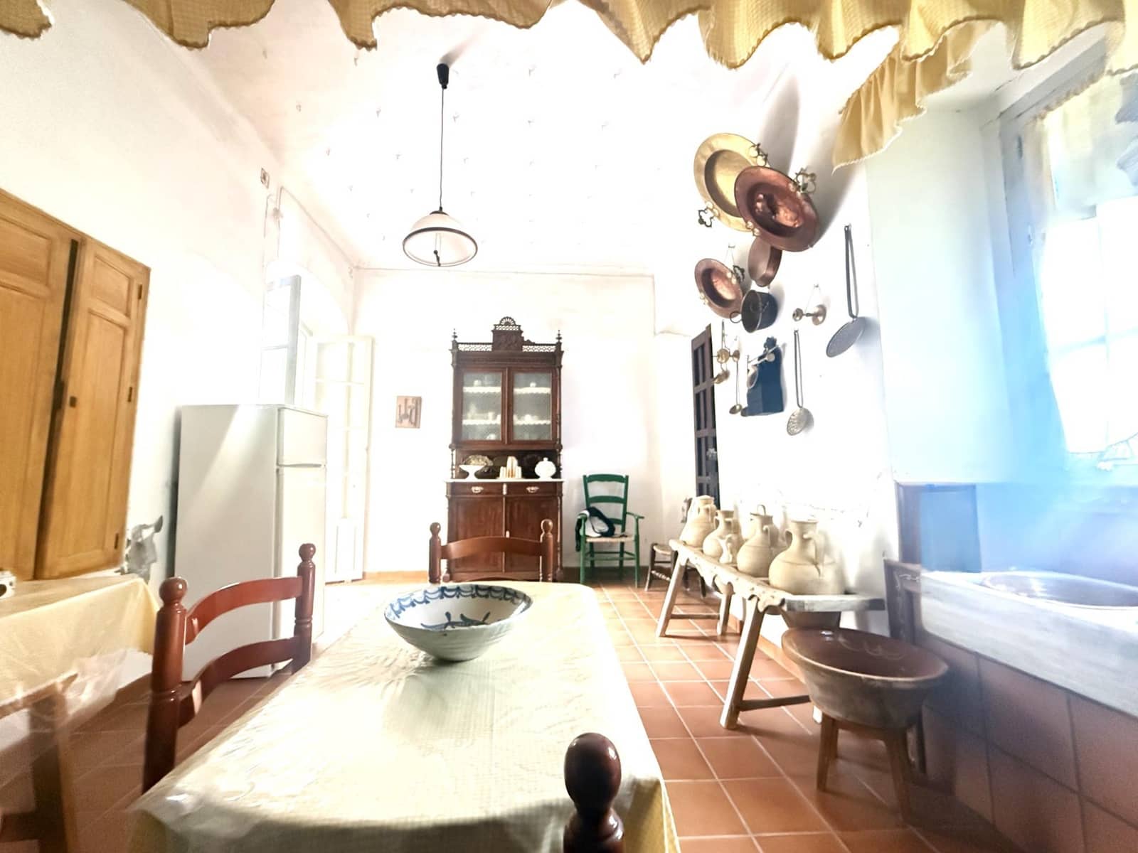 Casa de 5 habitaciones en Bujalance en venta con garaje - 230.000 € (Ref: 9745304)