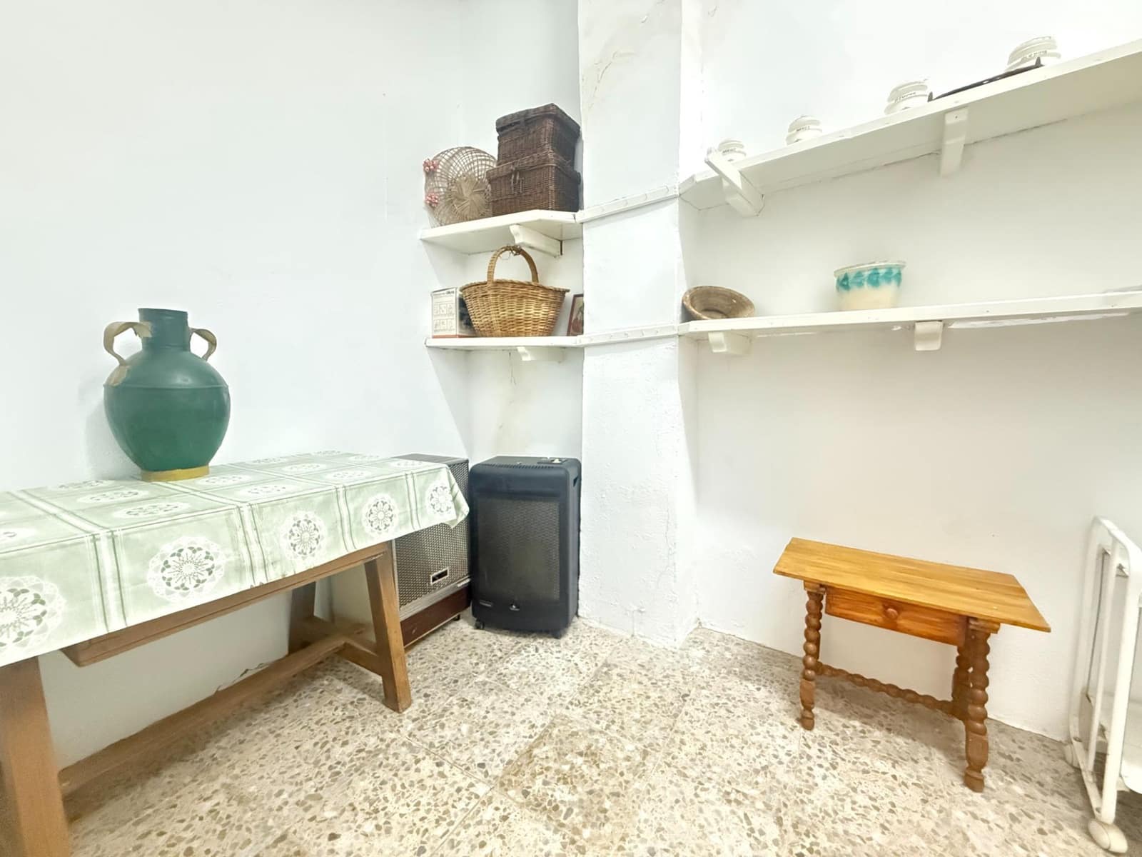 Casa de 5 habitaciones en Bujalance en venta con garaje - 230.000 € (Ref: 9745304)