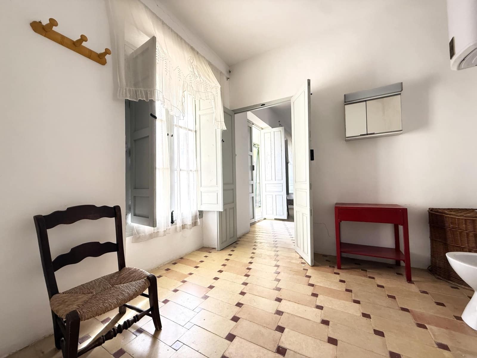 Casa de 5 habitaciones en Bujalance en venta con garaje - 230.000 € (Ref: 9745304)