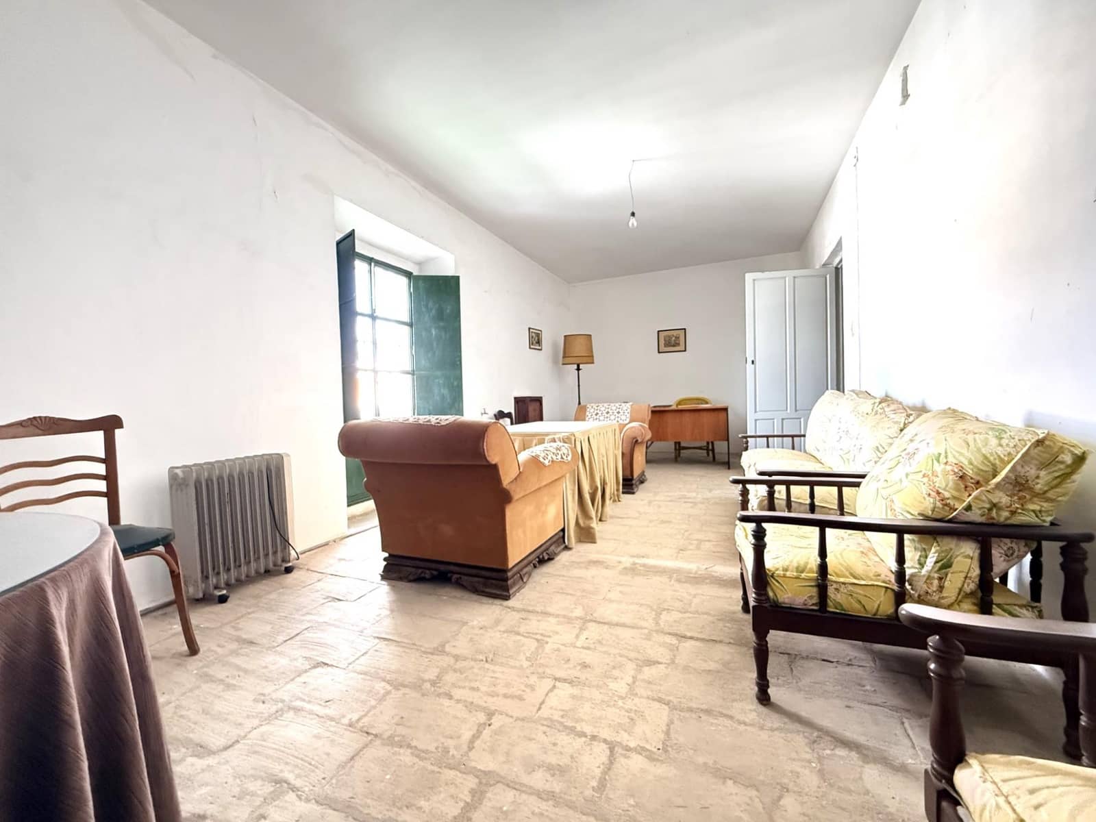 Casa de 5 habitaciones en Bujalance en venta con garaje - 230.000 € (Ref: 9745304)