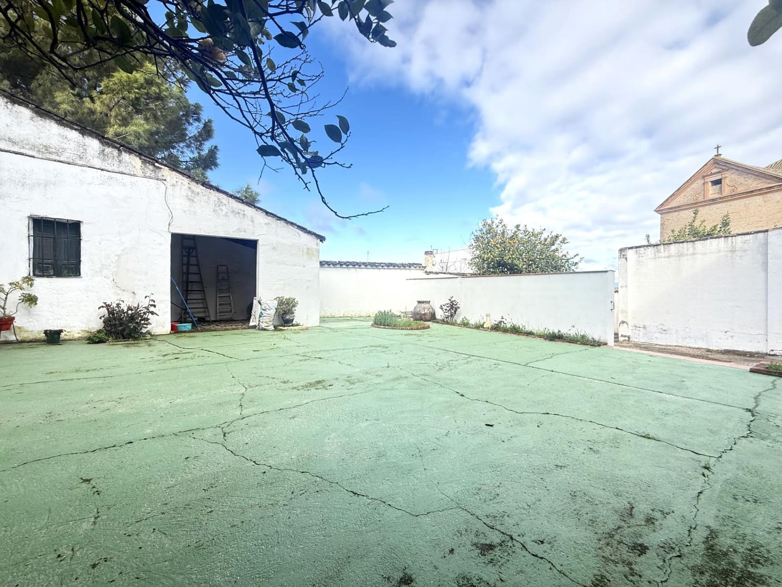 Casa de 5 habitaciones en Bujalance en venta con garaje - 230.000 € (Ref: 9745304)