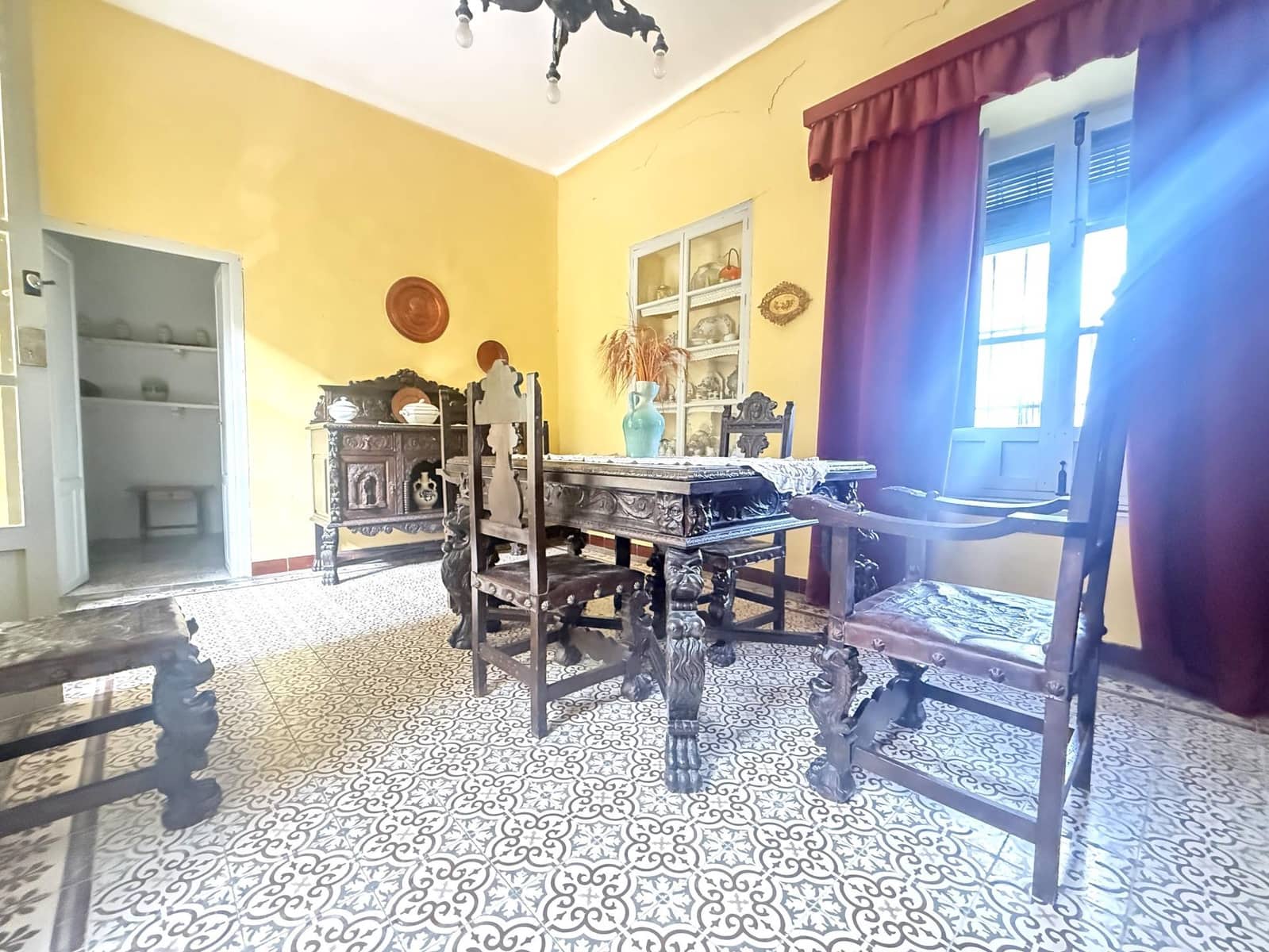 Casa de 5 habitaciones en Bujalance en venta con garaje - 230.000 € (Ref: 9745304)