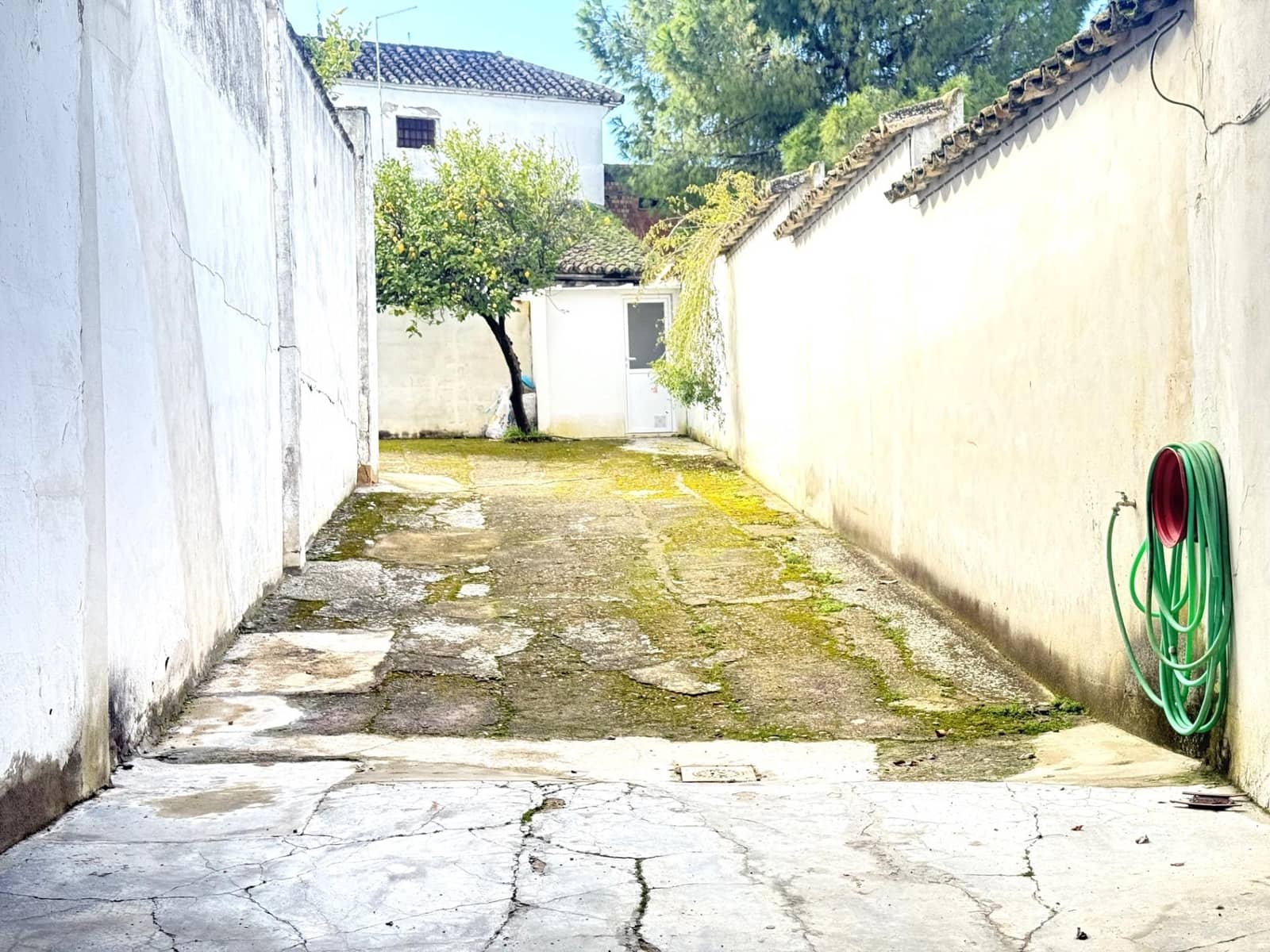 Casa de 5 habitaciones en Bujalance en venta con garaje - 230.000 € (Ref: 9745304)